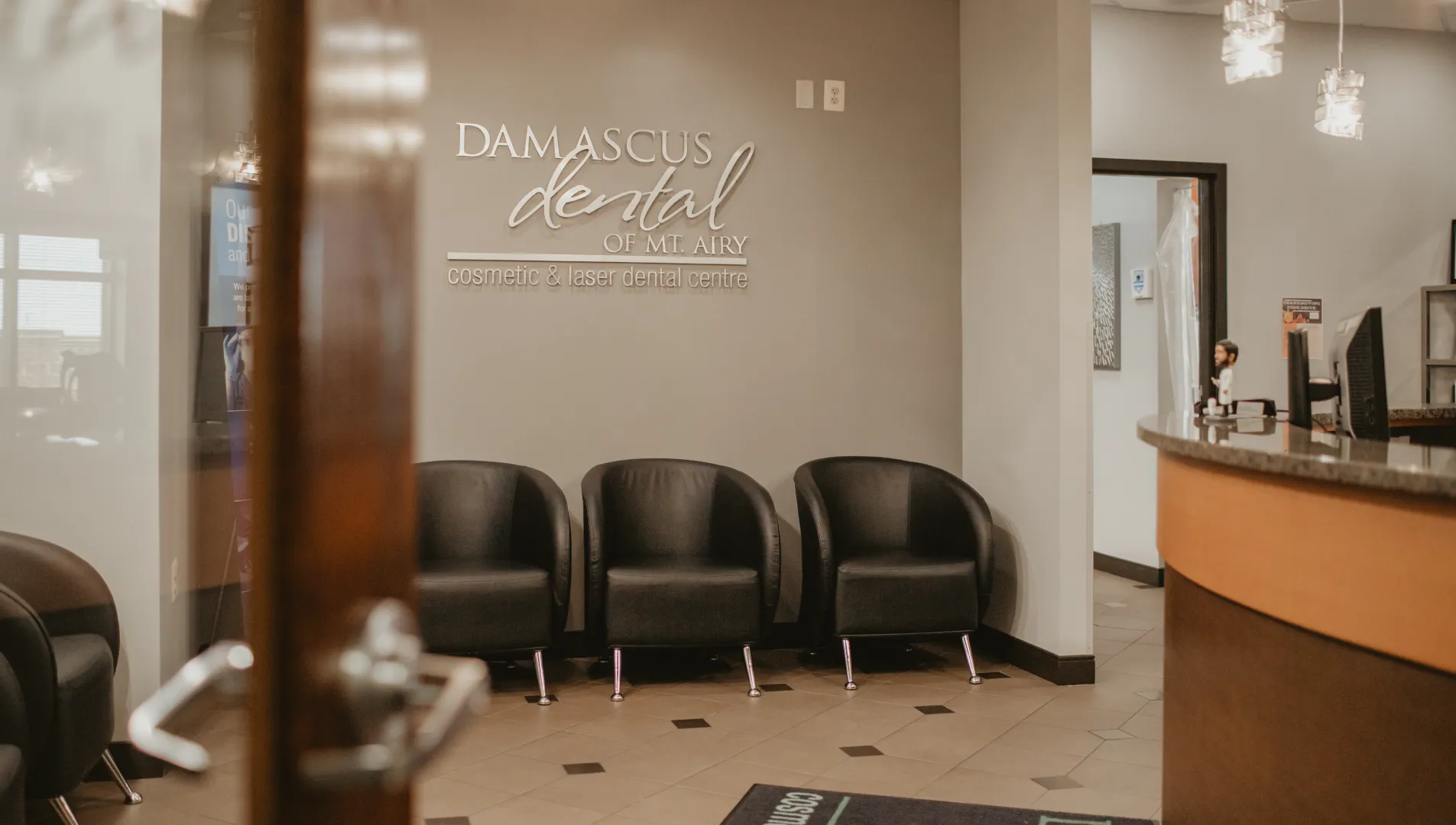 Damascus Dental of Mount Airy - Patient waiting room